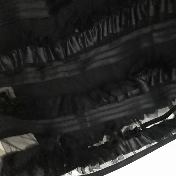 Black strapless gown - Picture 4 of 4